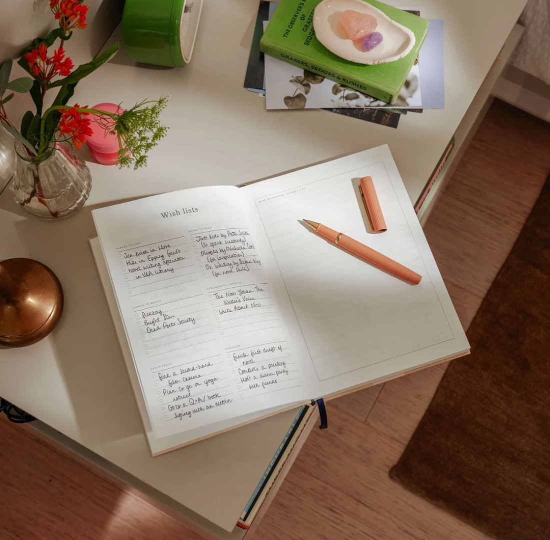 Wellness Journal | Tulip Vase