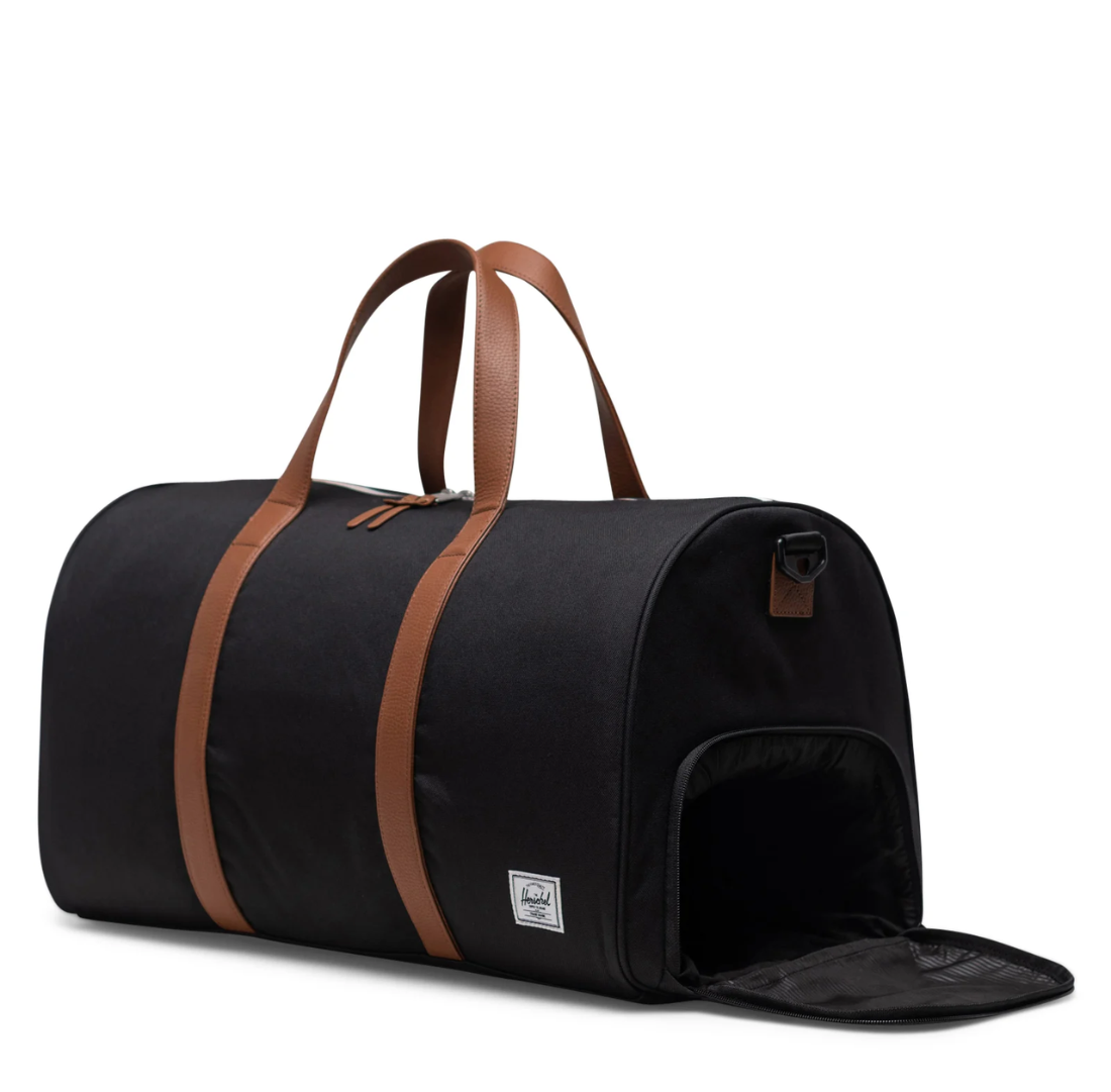 Herschel Novel Carry On Duffle 43L | Black