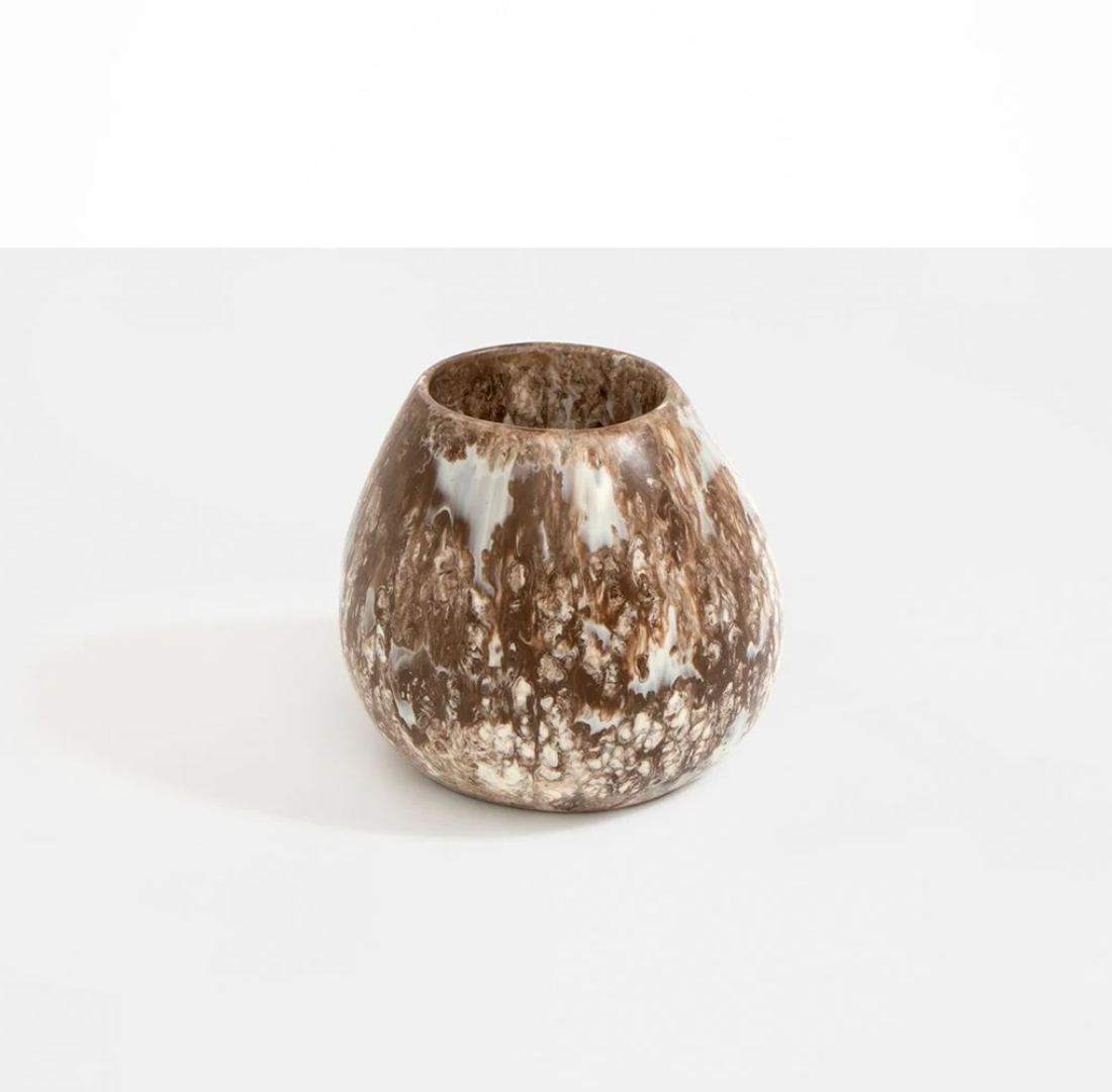 Volcanic Vase | Cappucino | Medium