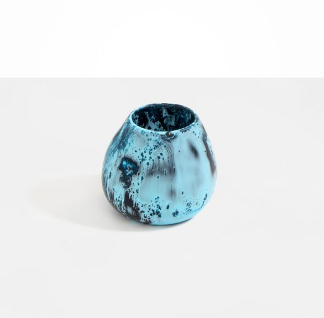 Volcanic Vase | Water | Medium