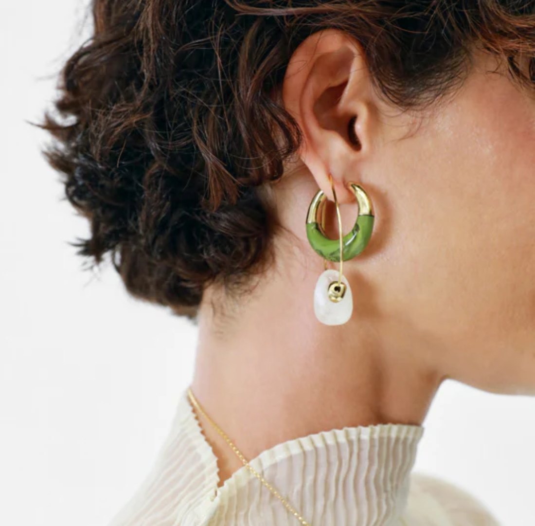 Small Horn Hoop Earrings | Sandy Pearl | Brass