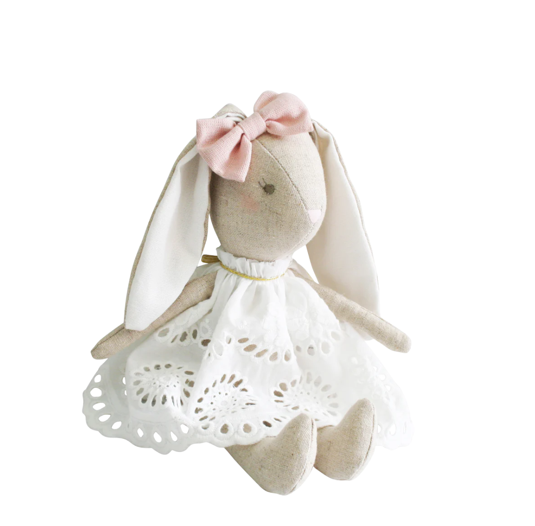 Baby Broderie Bunny 25cm