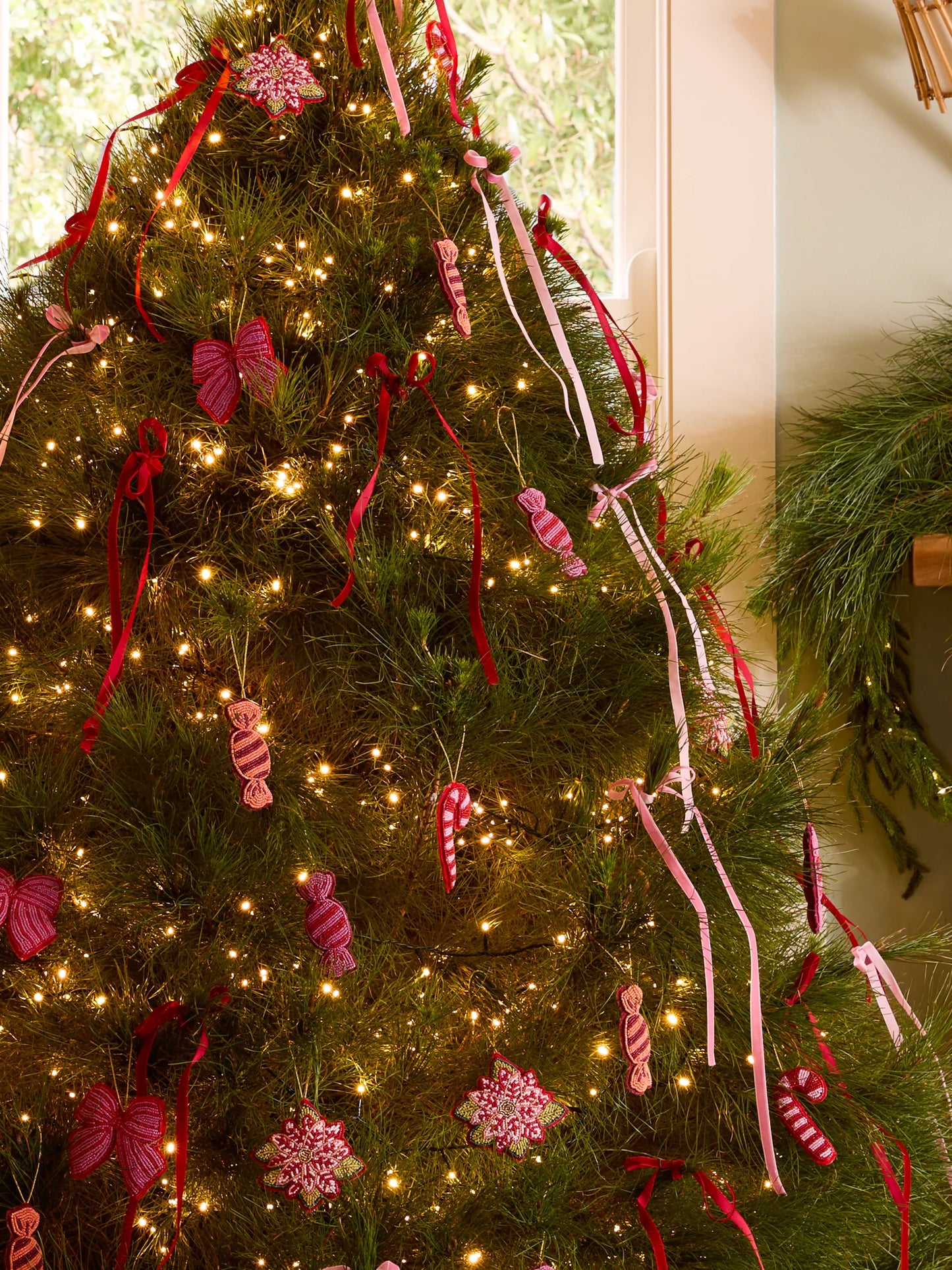 Bon Bon Beaded Decoration | Pink