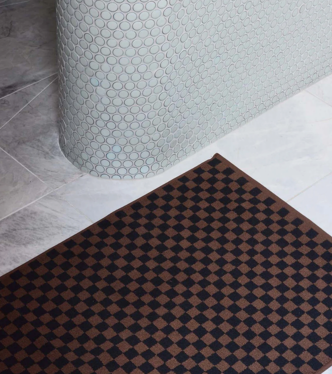 Beppu Bath Mat | Tabac + Noir