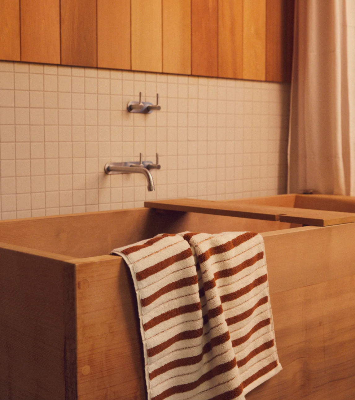 Echo Bath Mat | Fuyu + Chalk