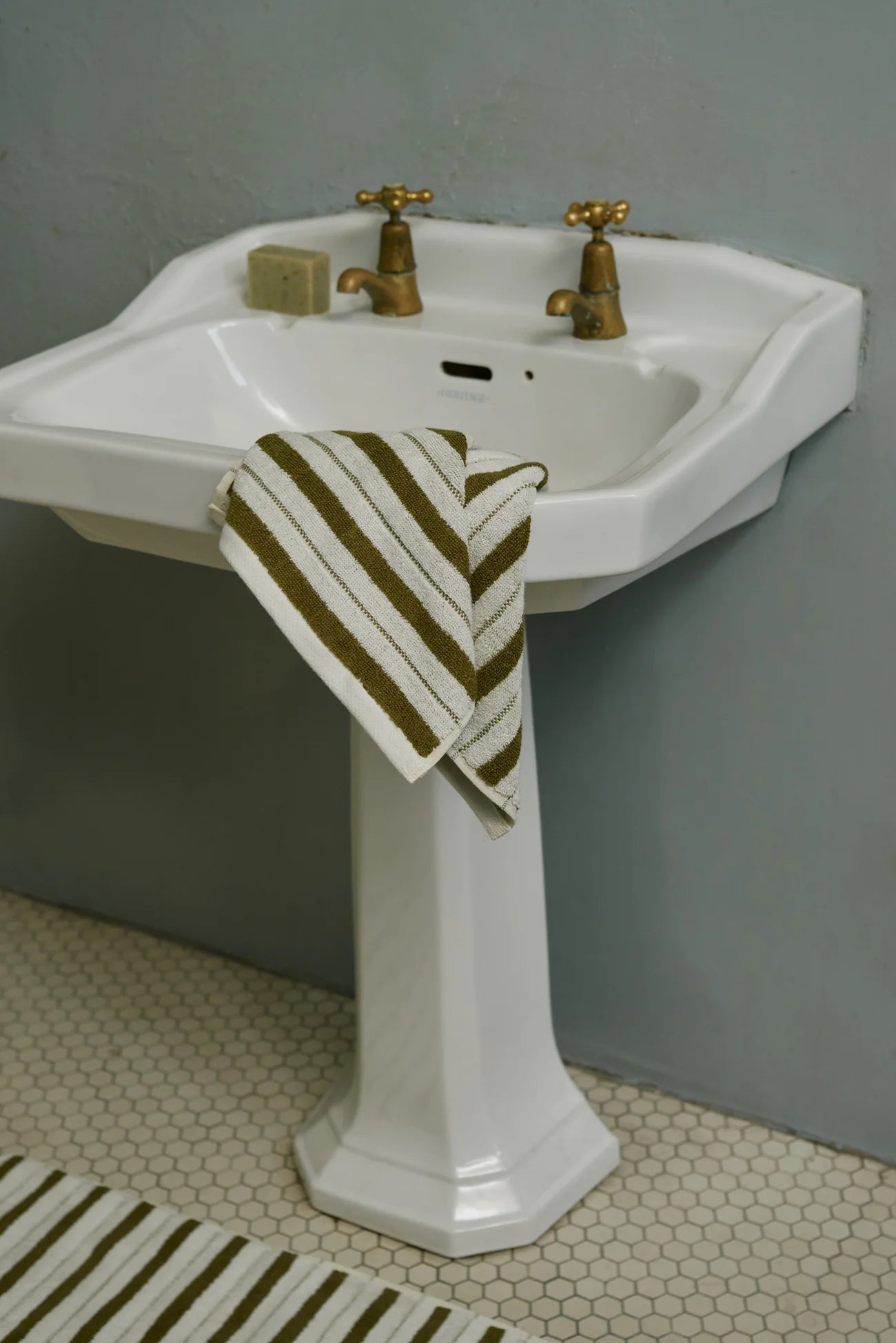 San Luis Hand Towel | Caper + Chalk