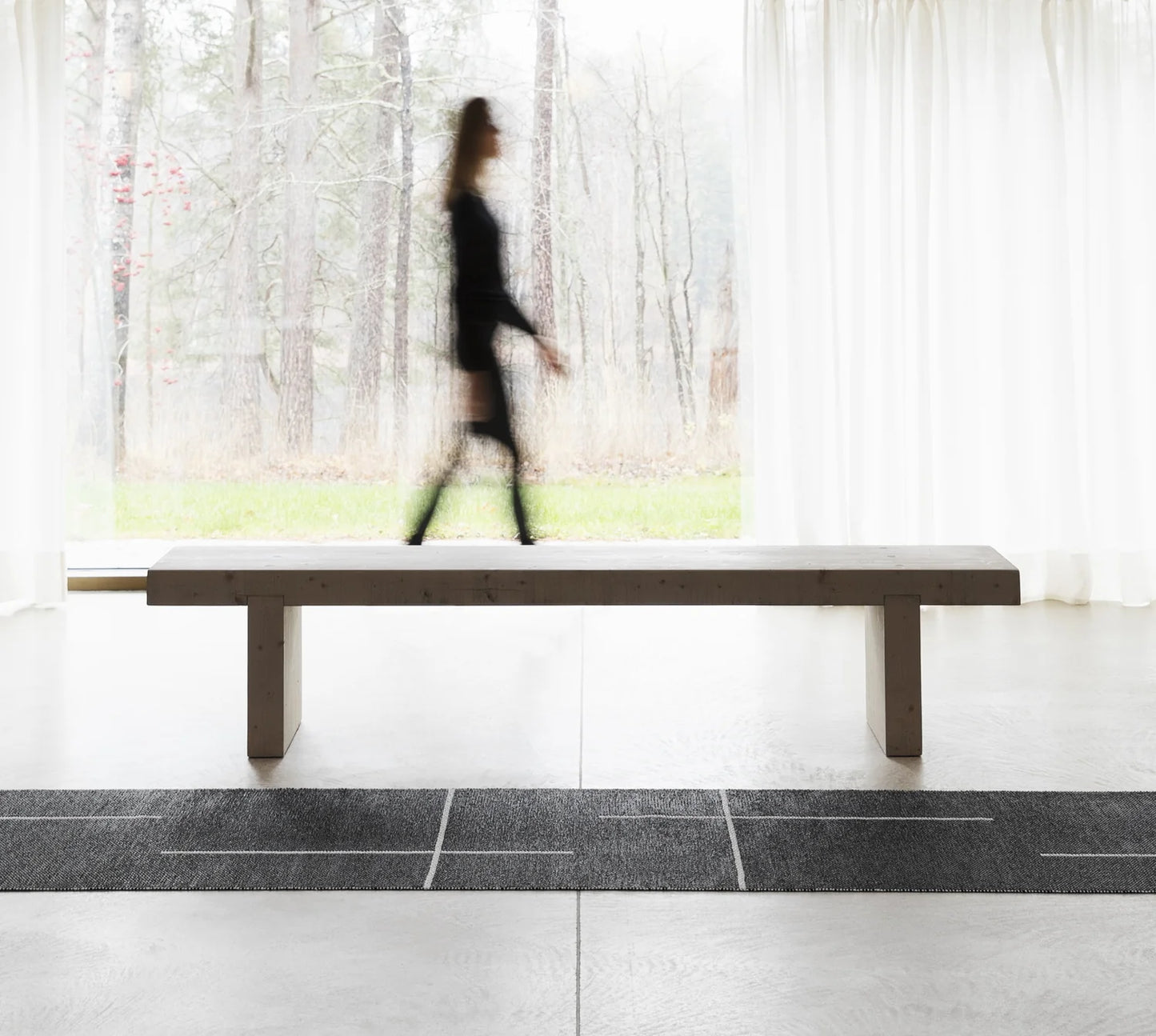 Fred Rug | Black | 180 x 70cm