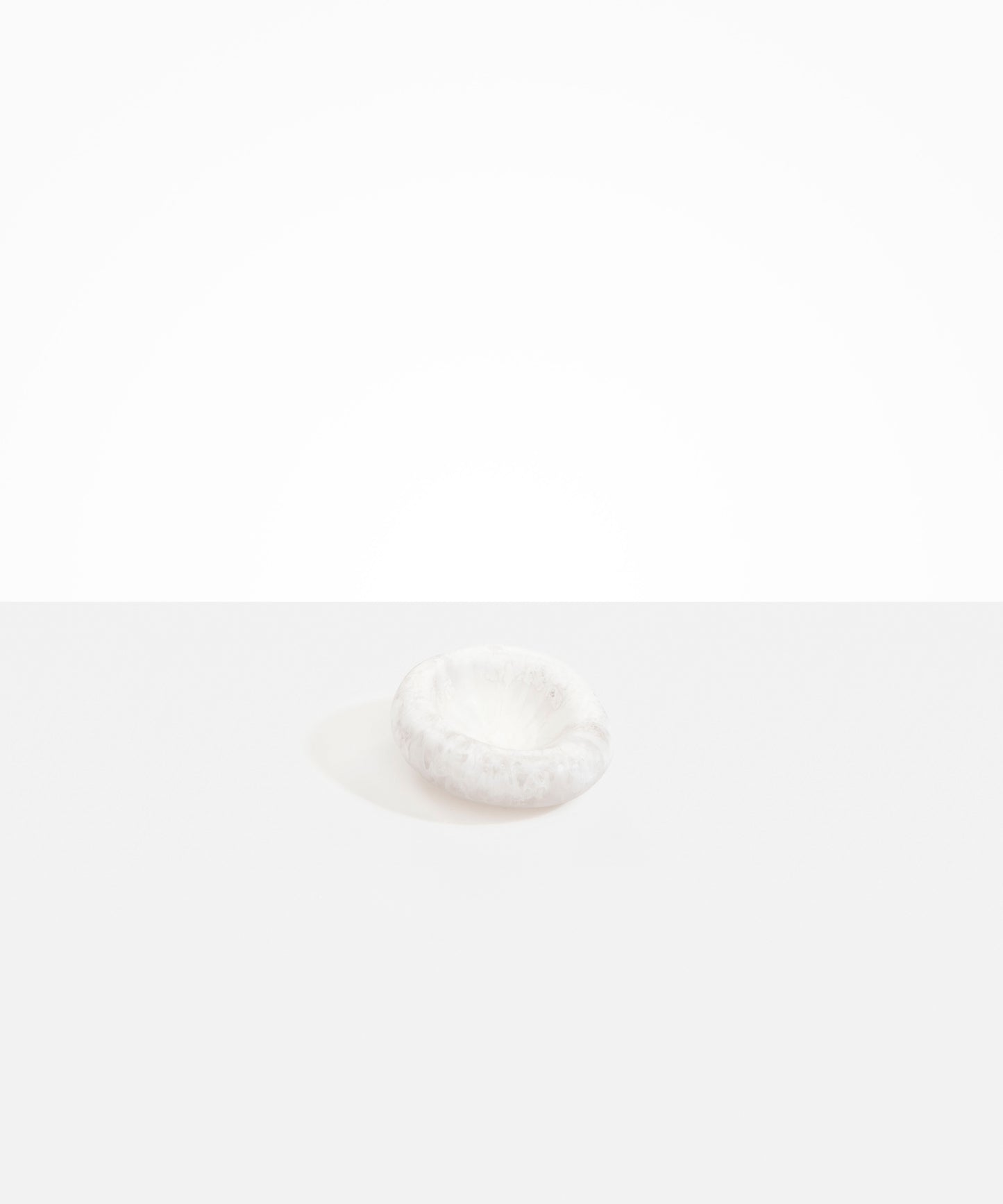 Drift Dish | White Clear | Medium