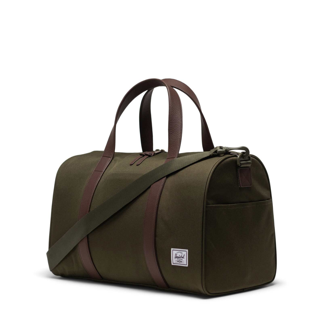 Herschel Novel Carry On Duffle 26.5L | Ivy Green