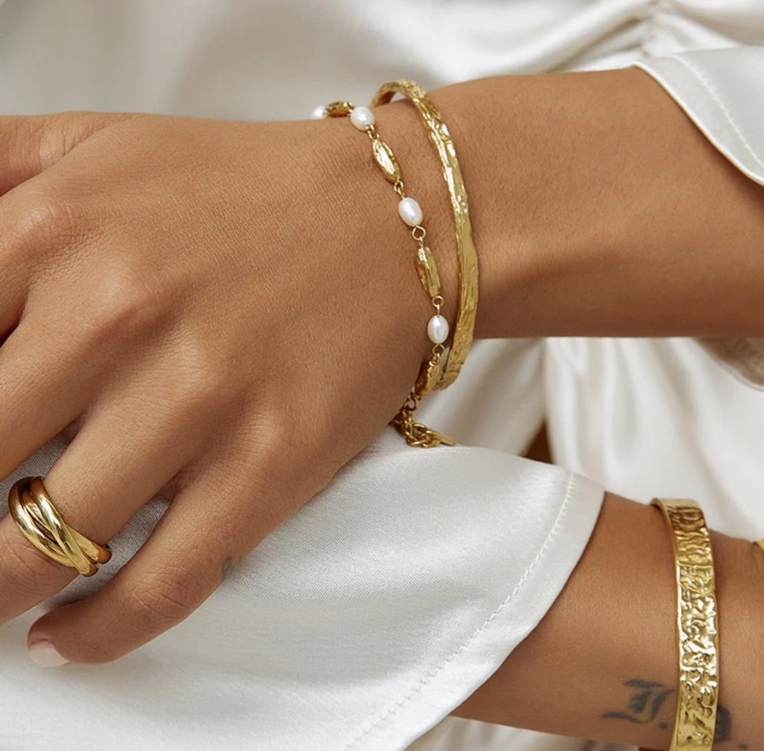 Helios Gold Cuff