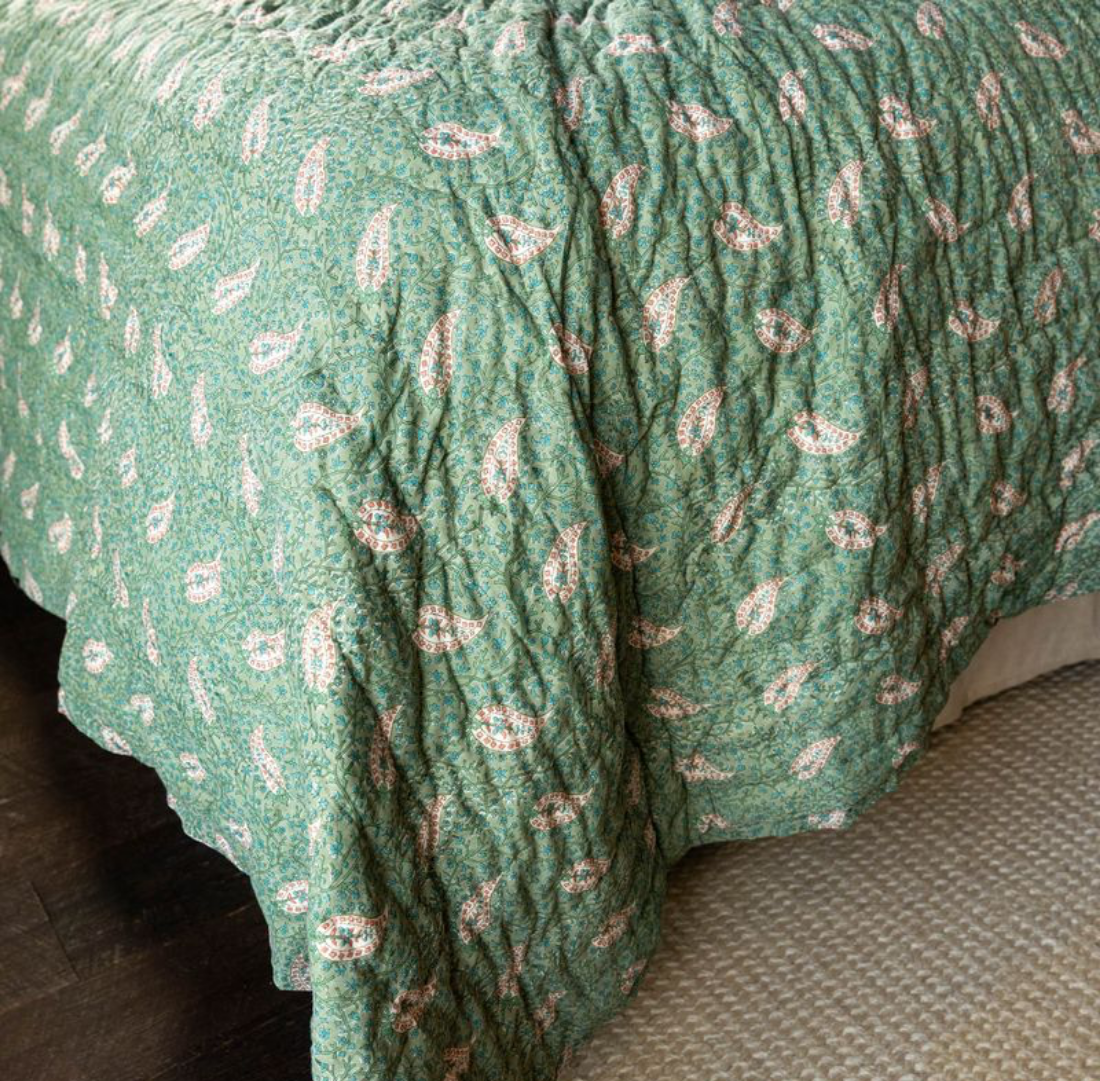 Flower Paisley Quilt | King