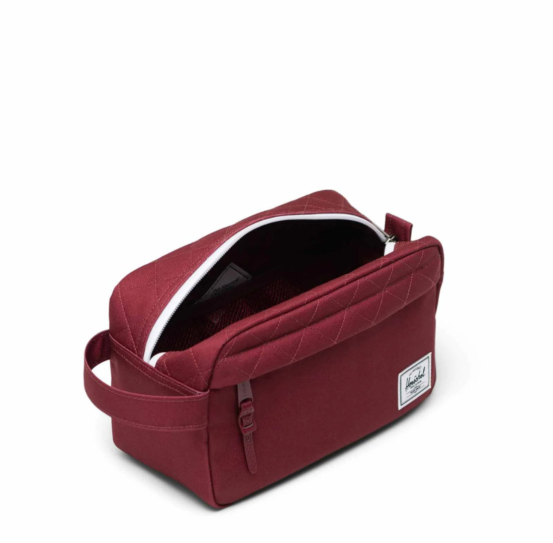 Herschel Chapter Travel Kit | Oxblood