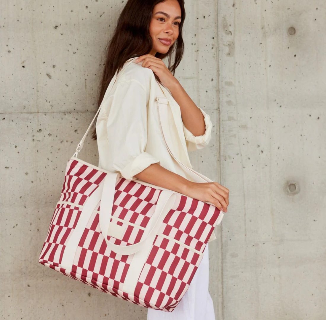 Cooler Coast Bag | Burgundy + Peony