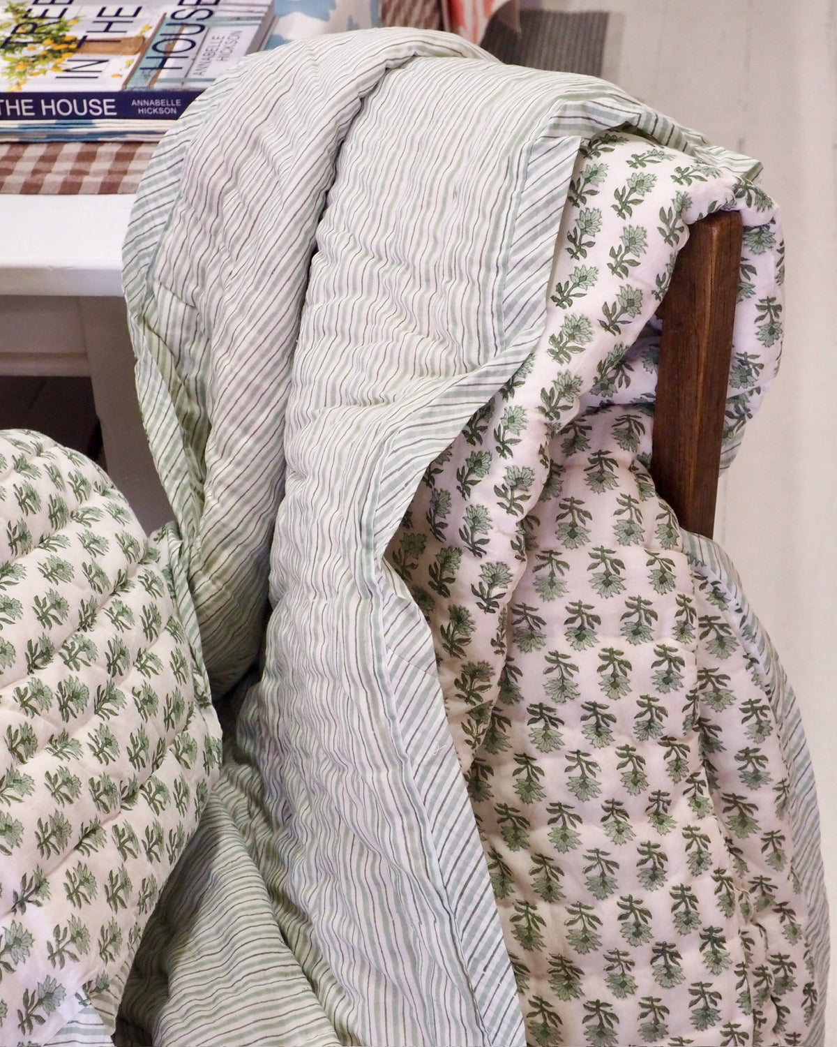 Marigold Quilt | 220 x 245cm