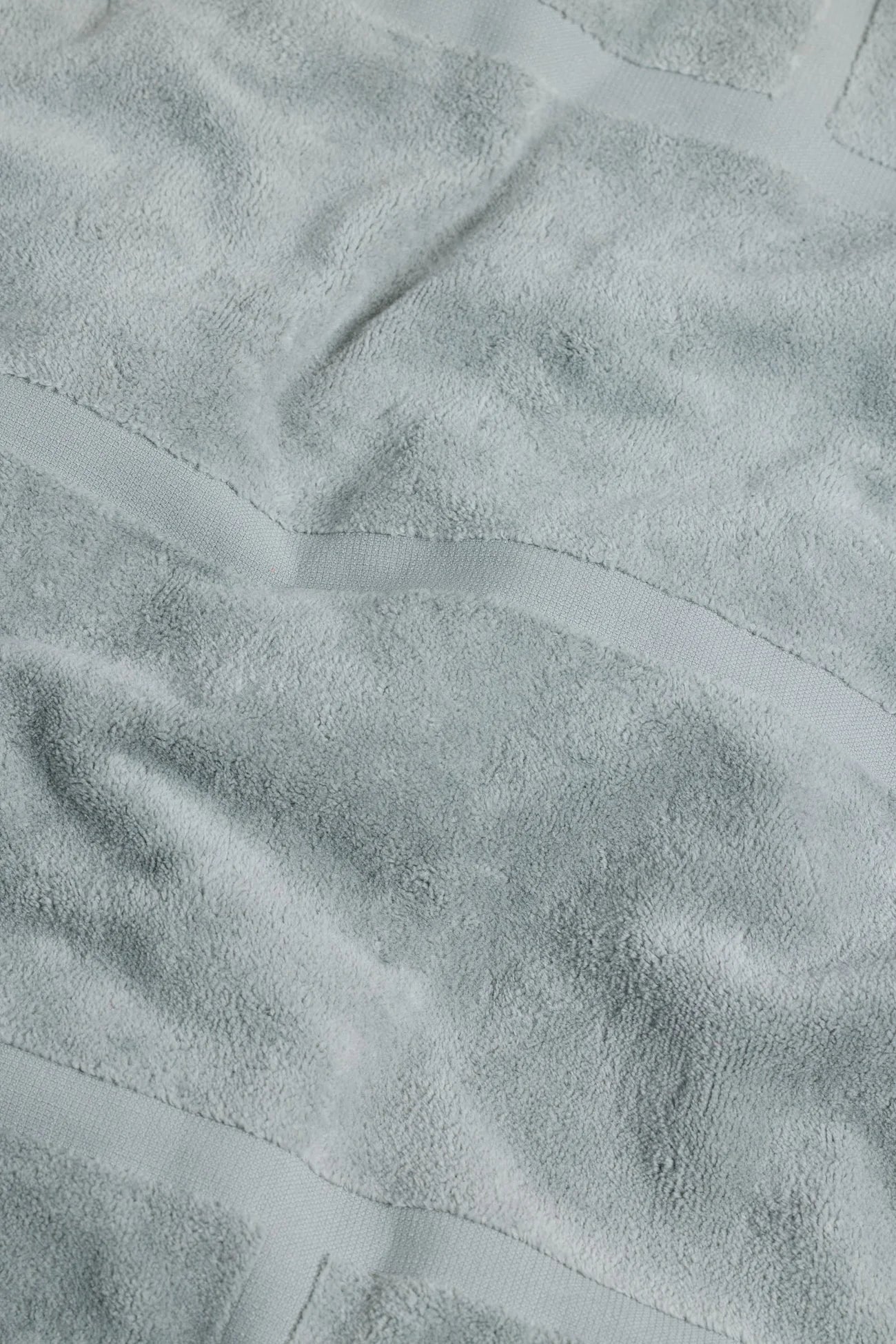 Woodford Pool Towel | Cement