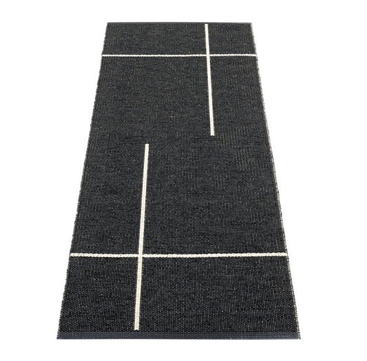 Fred Rug | Black | 180 x 70cm