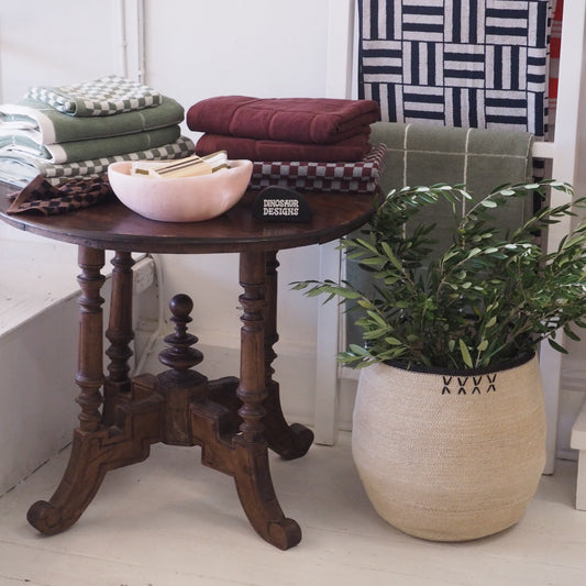 Round Table | 96 x 74cm High