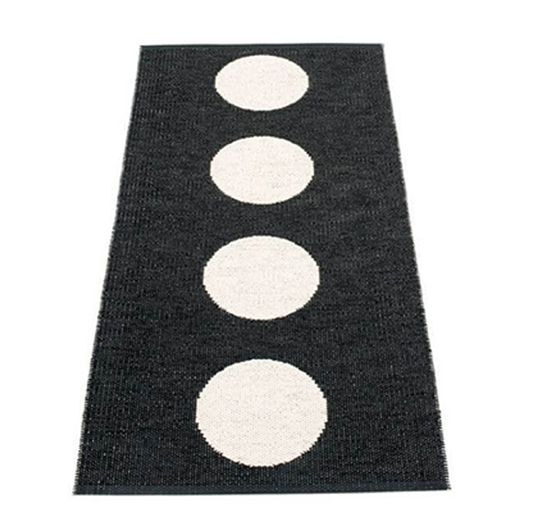 Vera Rug | Black | 150 x 70cm