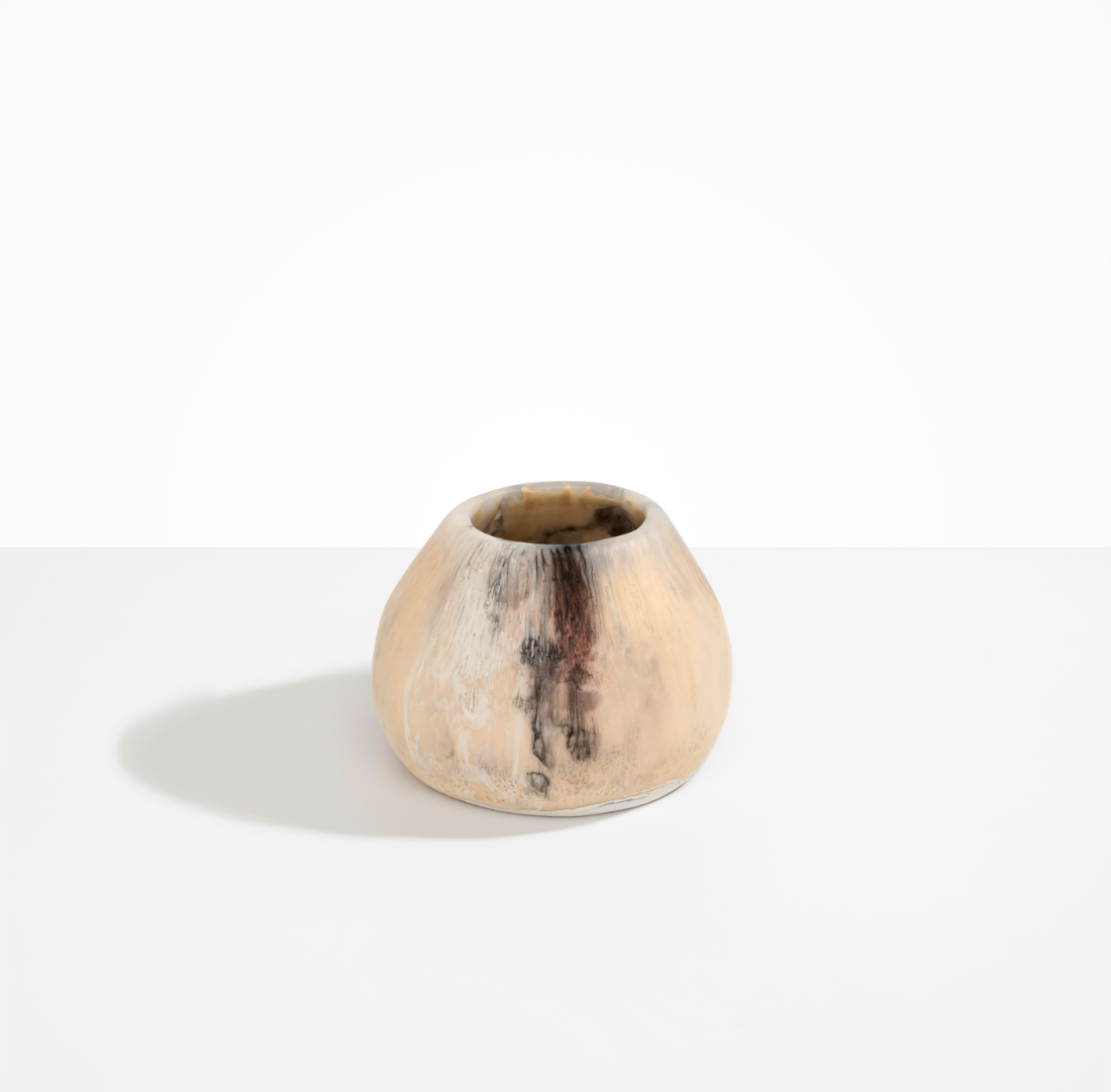 Volcanic Vase | Sandy Pearl | Medium