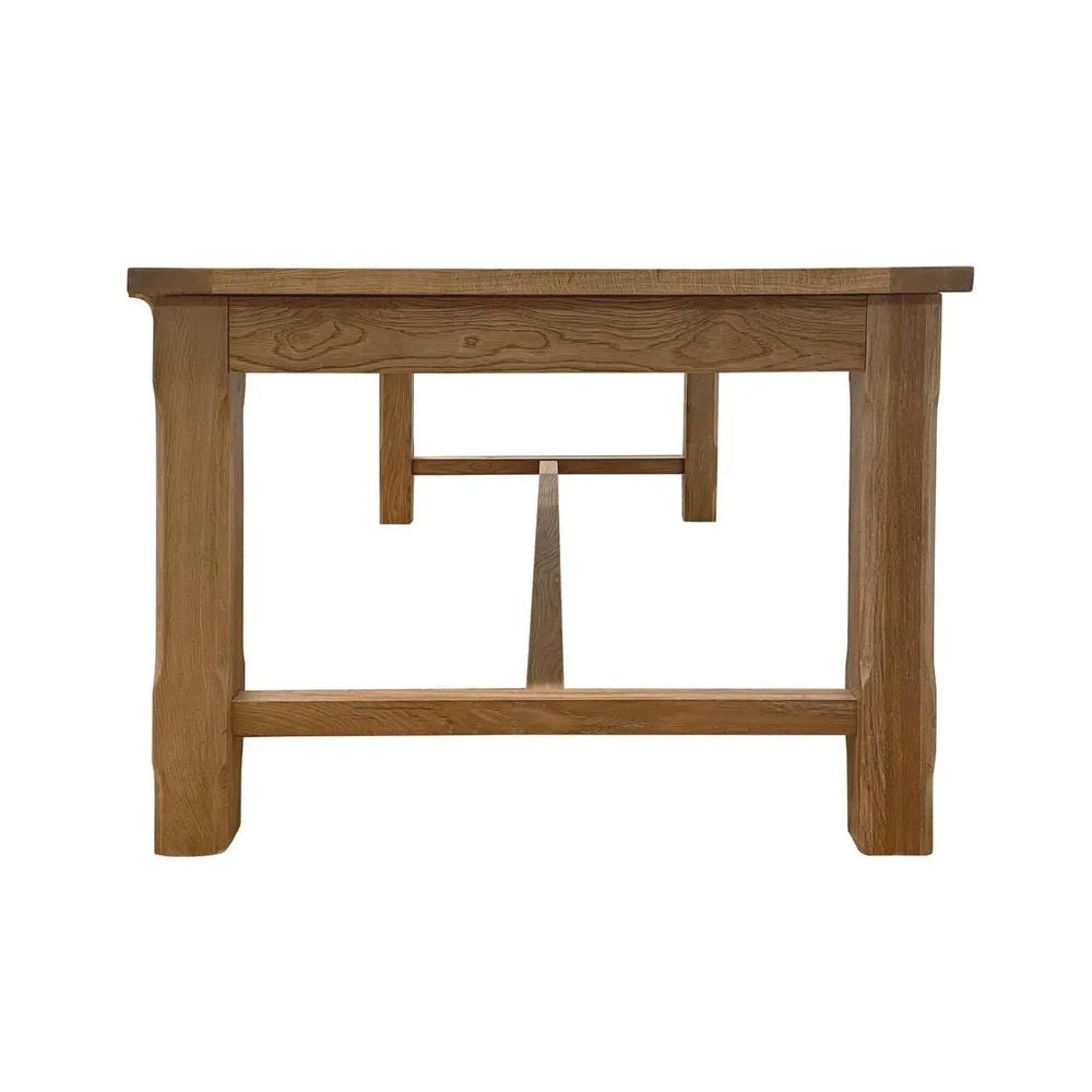 Extendable 3.1 m Hamptons Oakwood Dining Table
