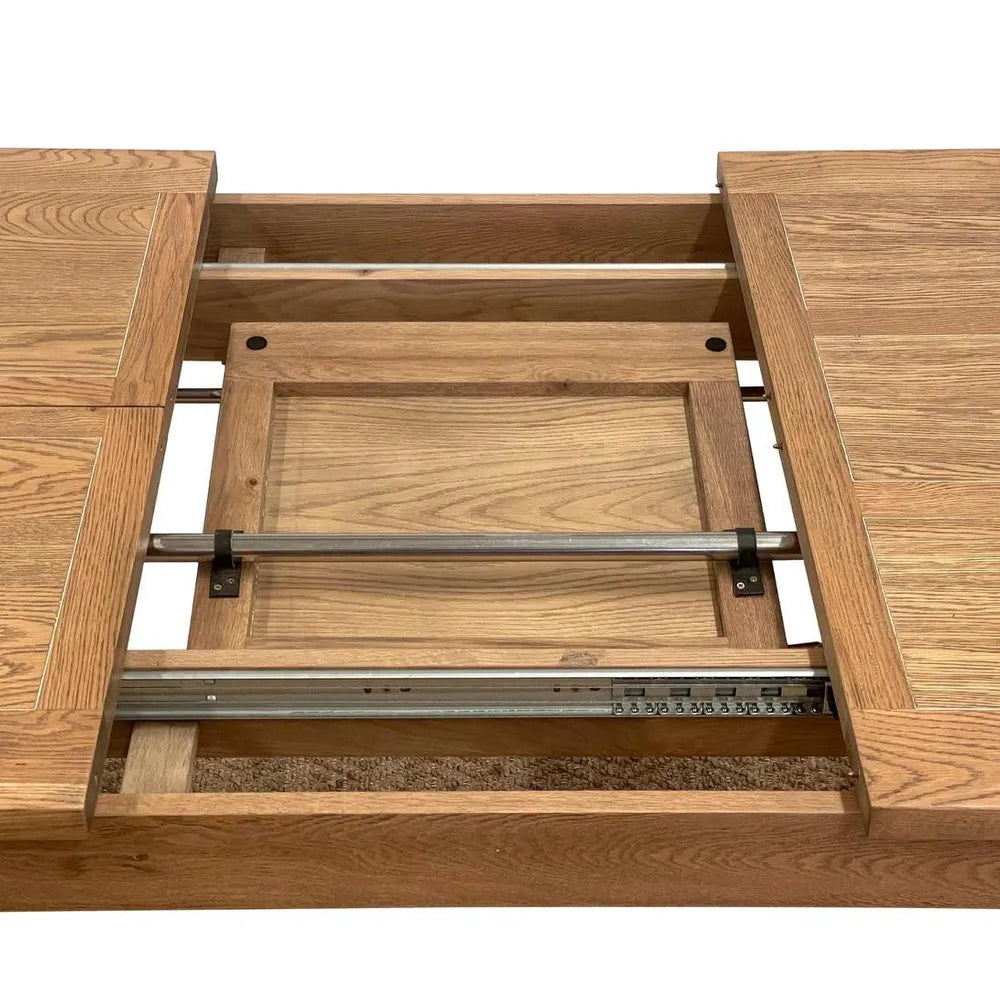 Extendable 3.1 m Hamptons Oakwood Dining Table