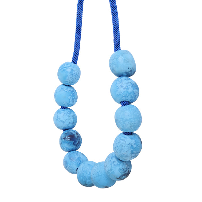 Dinosaur designs necklace discount